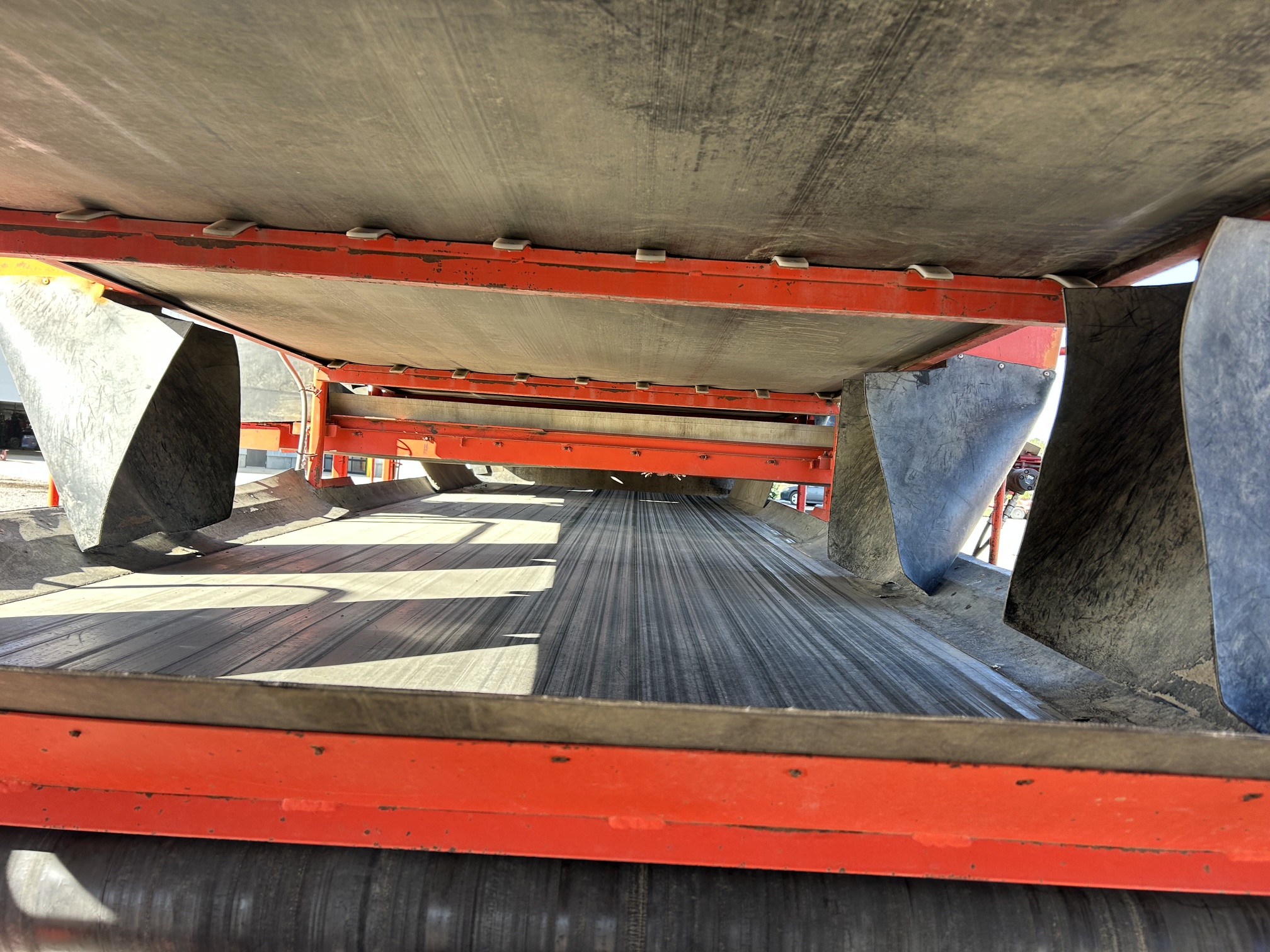 84in Milestone Dirt Eleminator Sizer with Clodhopper Roller / Loaded - Image 7