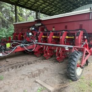 Spudnik 8 Row 36in Cup Type Pull Type with Planter Steerable Axles