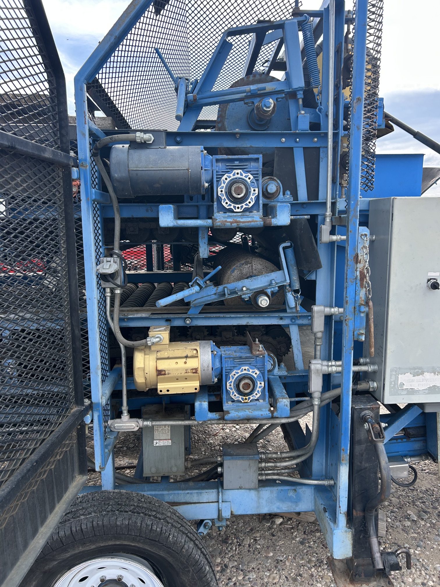 460 Betterbuilt 60in Seed Cutter - Image 11