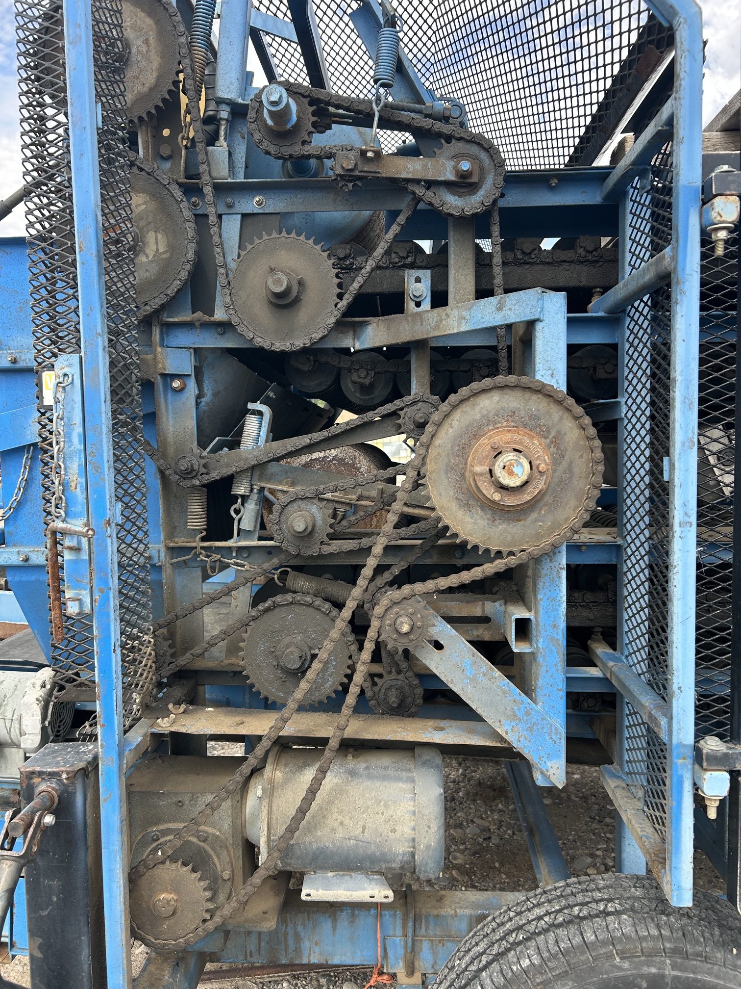 460 Betterbuilt 60in Seed Cutter - Image 7
