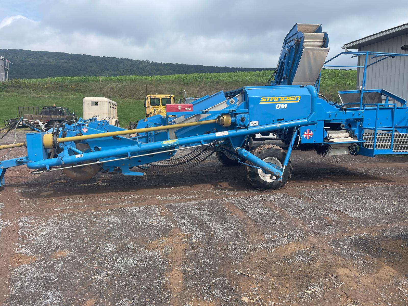 2024 Standen Engineering Quality Master 2 Row Potato Harvester / Only 200 Acres