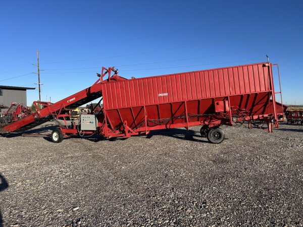 1800 Spudnik Reconditioned 1000CWT Evenflow Hopper